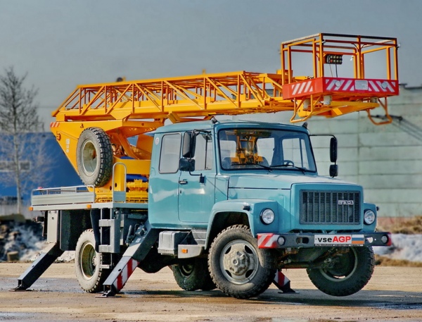 Автовышка АП-18-10 18 м на базе ГАЗ-3309 ГАЗ-33088