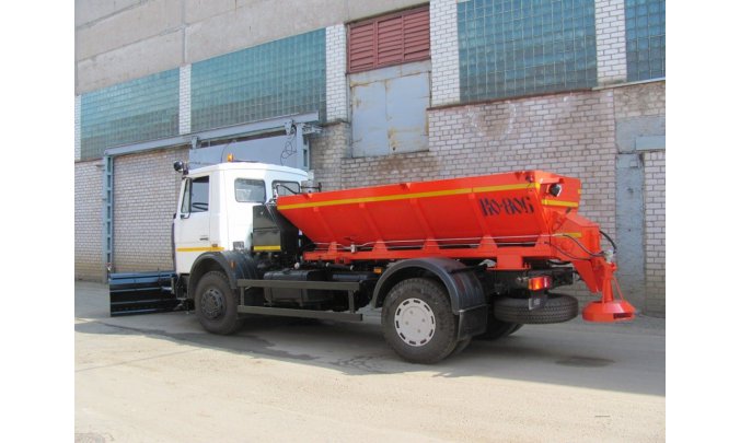 Комбинированная дорожная машина КО-806-22