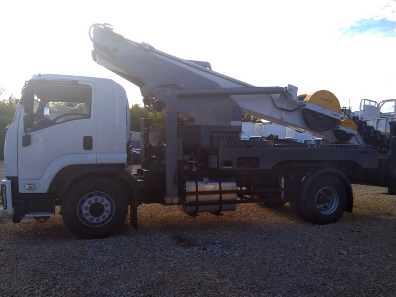Автовышка Novas 350 37 м на базе Isuzu Forward