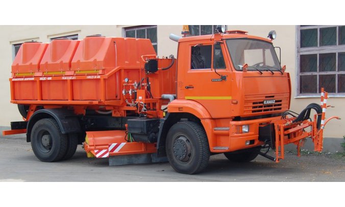 Комбинированная дорожная машина МКДС-4605