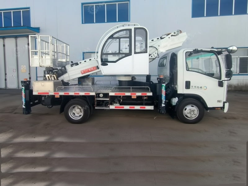 Автовышка WANBANG GKS33 33 м на шасси ISUZU ELF