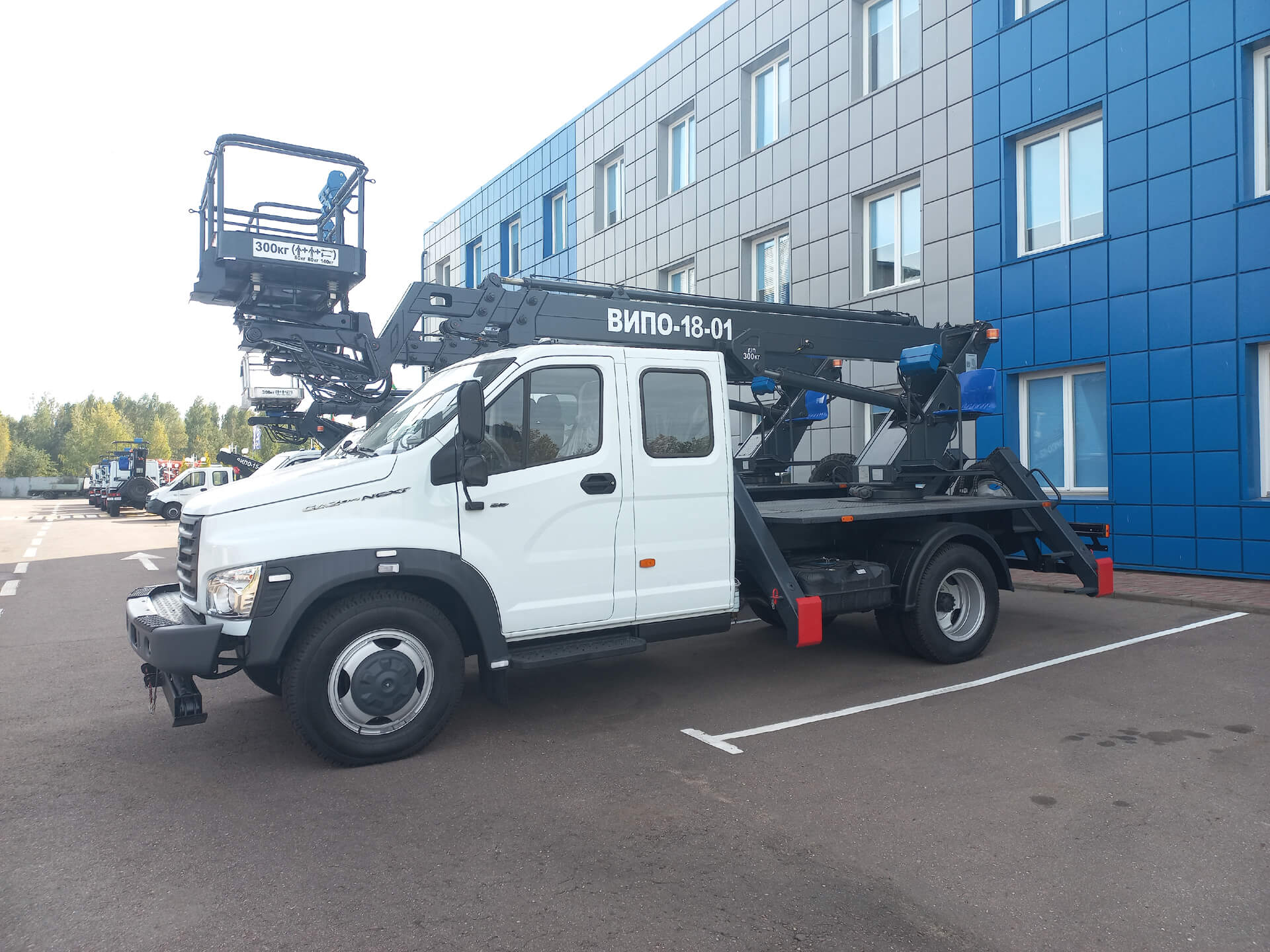 Автовышка ВИПО-18-01 18 м на базе ГАЗон NEXT ДК (ГАЗ-С42R33)
